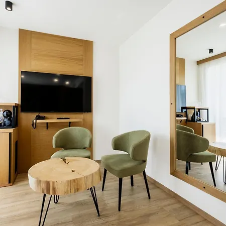 Natura Seasons Boutique Hotel 4*