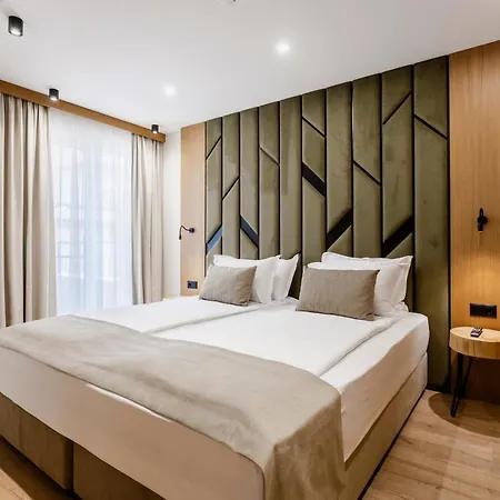 فندق Natura Seasons Boutique 4*