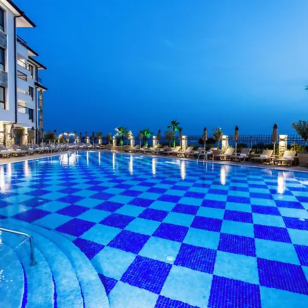 Natura Seasons Boutique Hotel