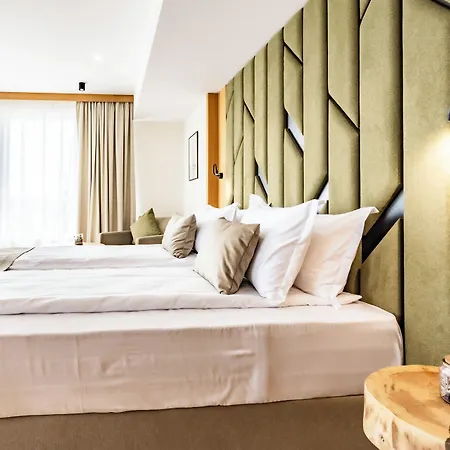 Natura Seasons Boutique 4* Burgas