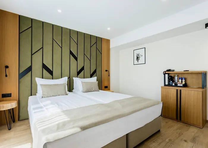 Natura Seasons Boutique Бургас