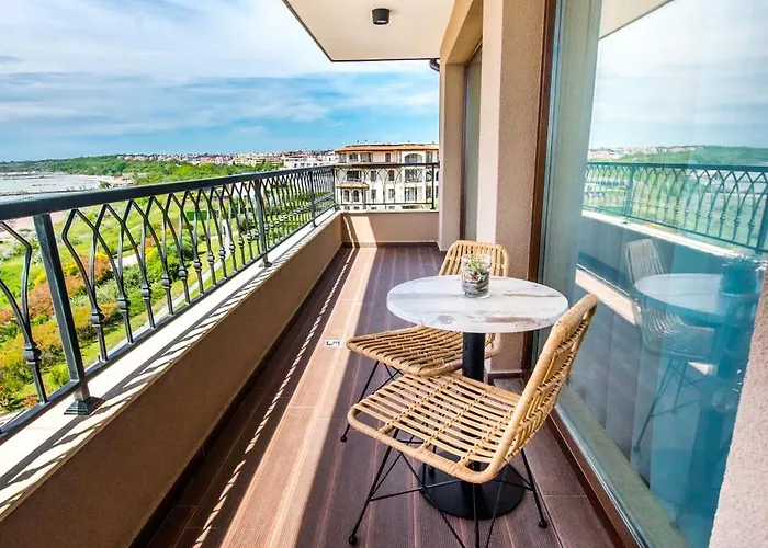 Хотел Natura Seasons Boutique Бургас