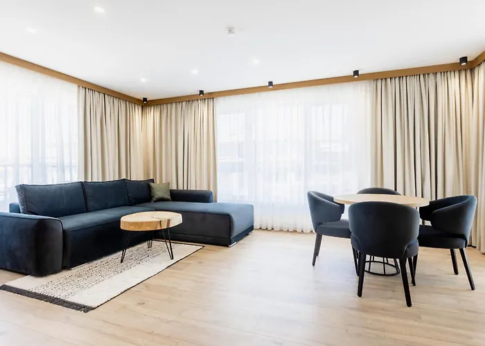מלון Natura Seasons Boutique 4*