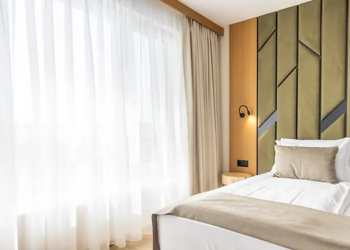 Natura Seasons Boutique Хотел Бургас