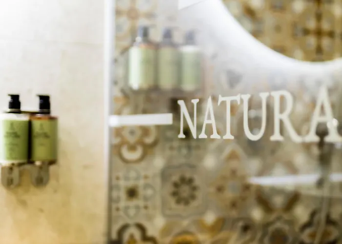 Natura Seasons Boutique Хотел 4*