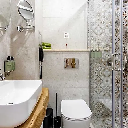 Natura Seasons Boutique 4*