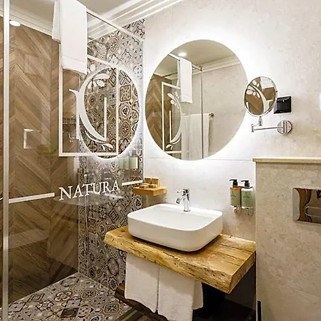 Natura Seasons Boutique