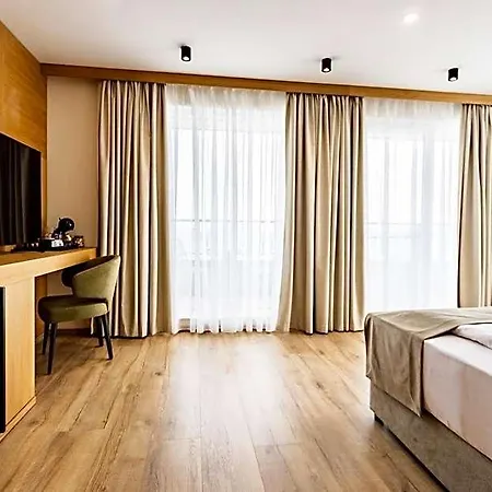 Natura Seasons Boutique Burgas