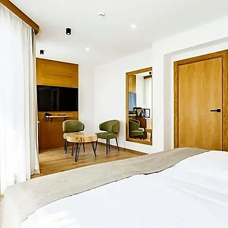 Natura Seasons Boutique Hotel 4*