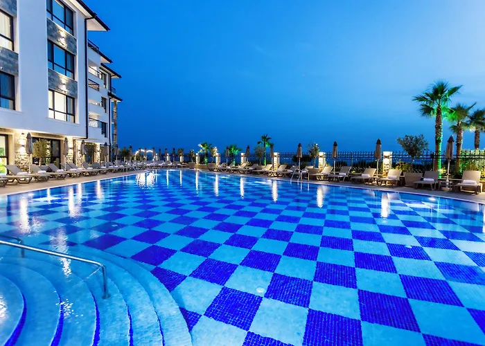 Natura Seasons Boutique Хотел