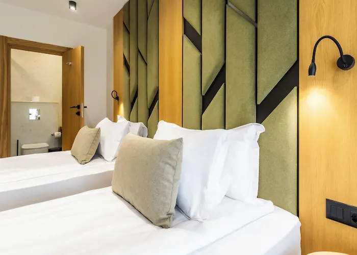 Natura Seasons Boutique